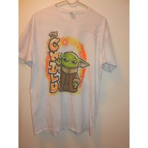 Star Wars T Shirt, "The Child", Size Large, Lt Grey Color, Very Good Condition